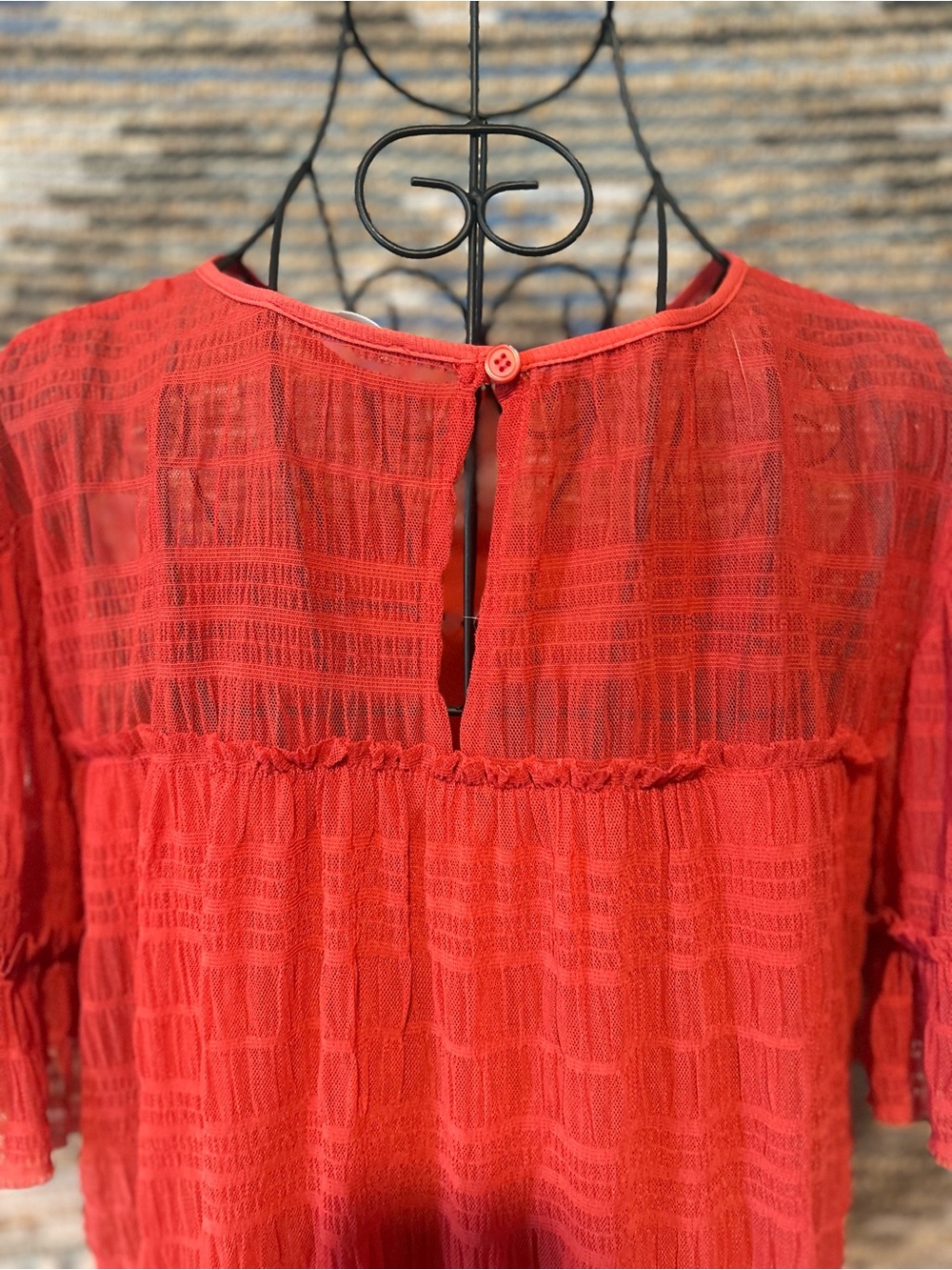 Max Studio Women’s Textured Short Sleeve Top - Picture 8 of 11